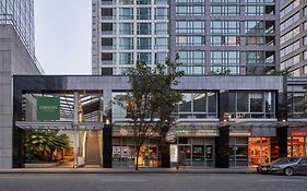 Carmana Hotel & Suites